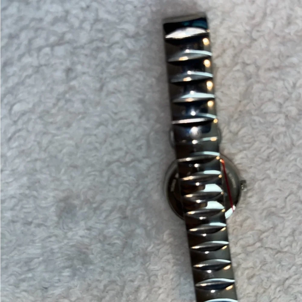 Movado Women’s Mother of Pearl Watch - Picture 7 of 10